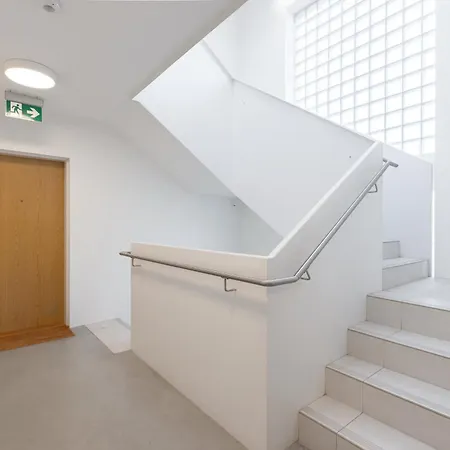 Beautifull 1bedroom With Garage Praga